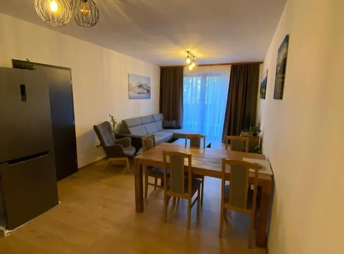 Tatry Mountain * Tatranska Strba